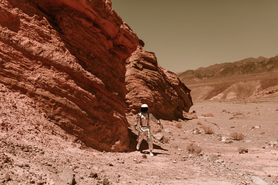 Kratery wybite przez osprzęt lądownika Mars 2020 posłużyły do zbadania marsjańskiego gruntu