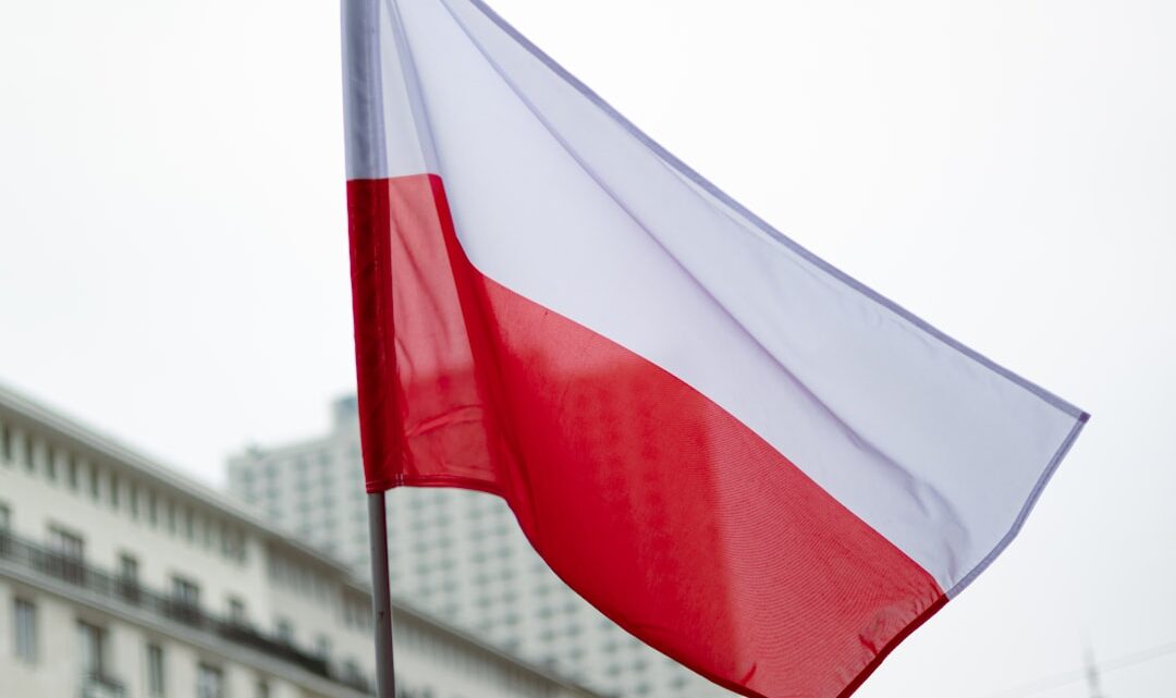 AI Act: urzędy mają czas do grudnia 2027 na systemy wysokiego ryzyka. Reszta obowiązków działa od sierpnia